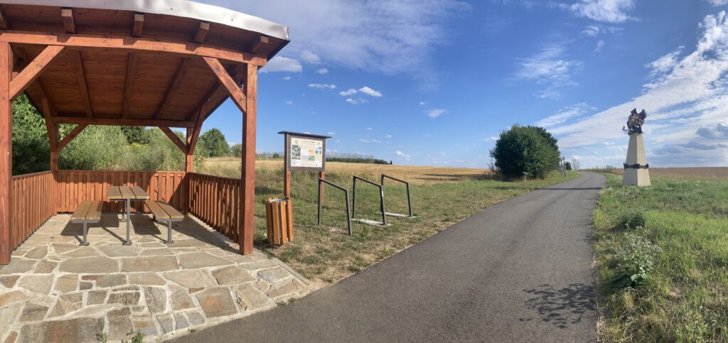 Na kole přes Zlechov, Boršice, Smraďavku i Kostelany