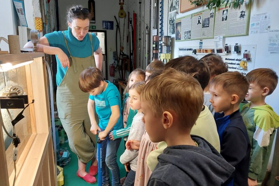 Muzeum naftového dobývání a geologie FOTO