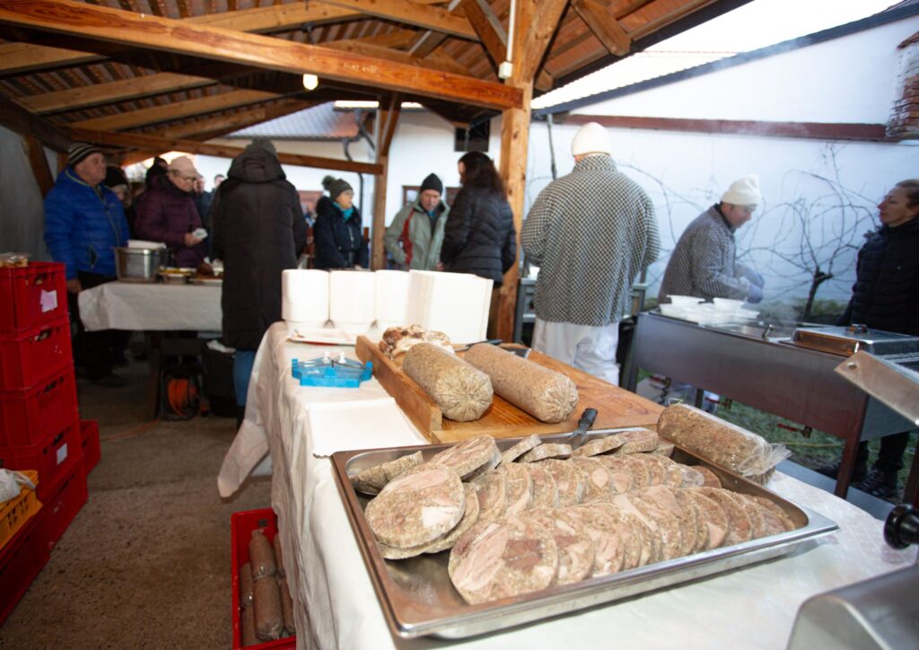 Zabijačkové speciality v Hluku