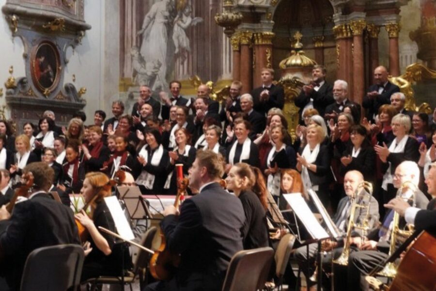 Adventní koncert smíšeného pěveckého sboru Svatopluk FOTO